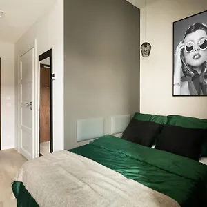 Milestone Center Urban Living Aparthotel Krakau